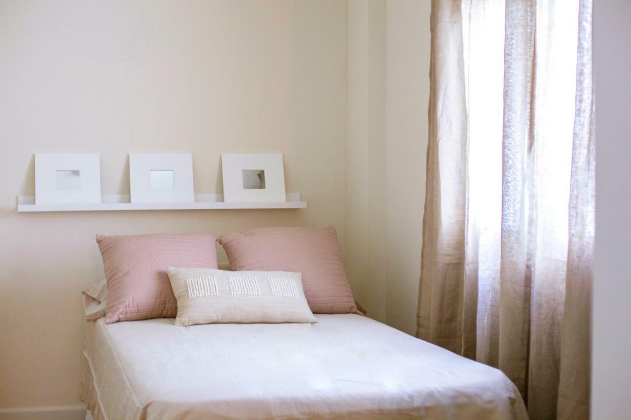Alohamundi Pureza Apartment Севиля Екстериор снимка