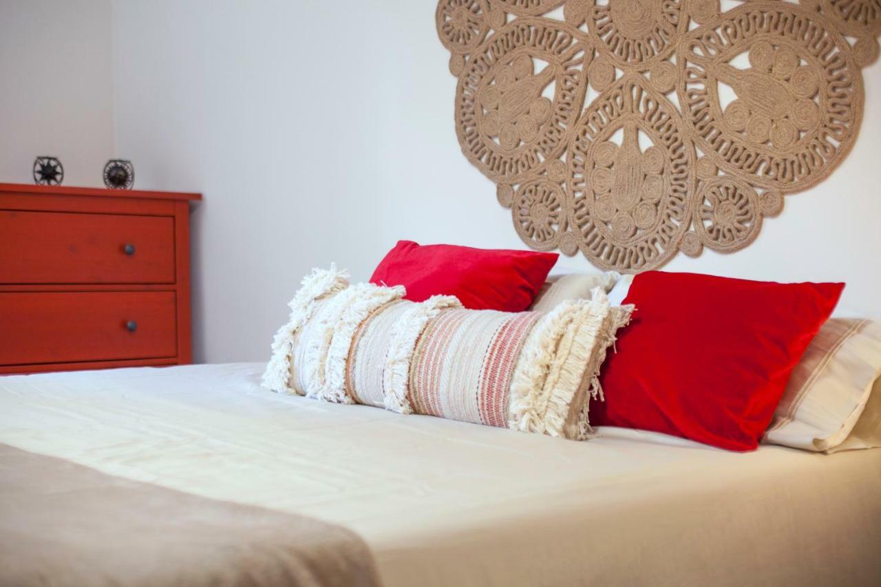 Alohamundi Pureza Apartment Севиля Екстериор снимка