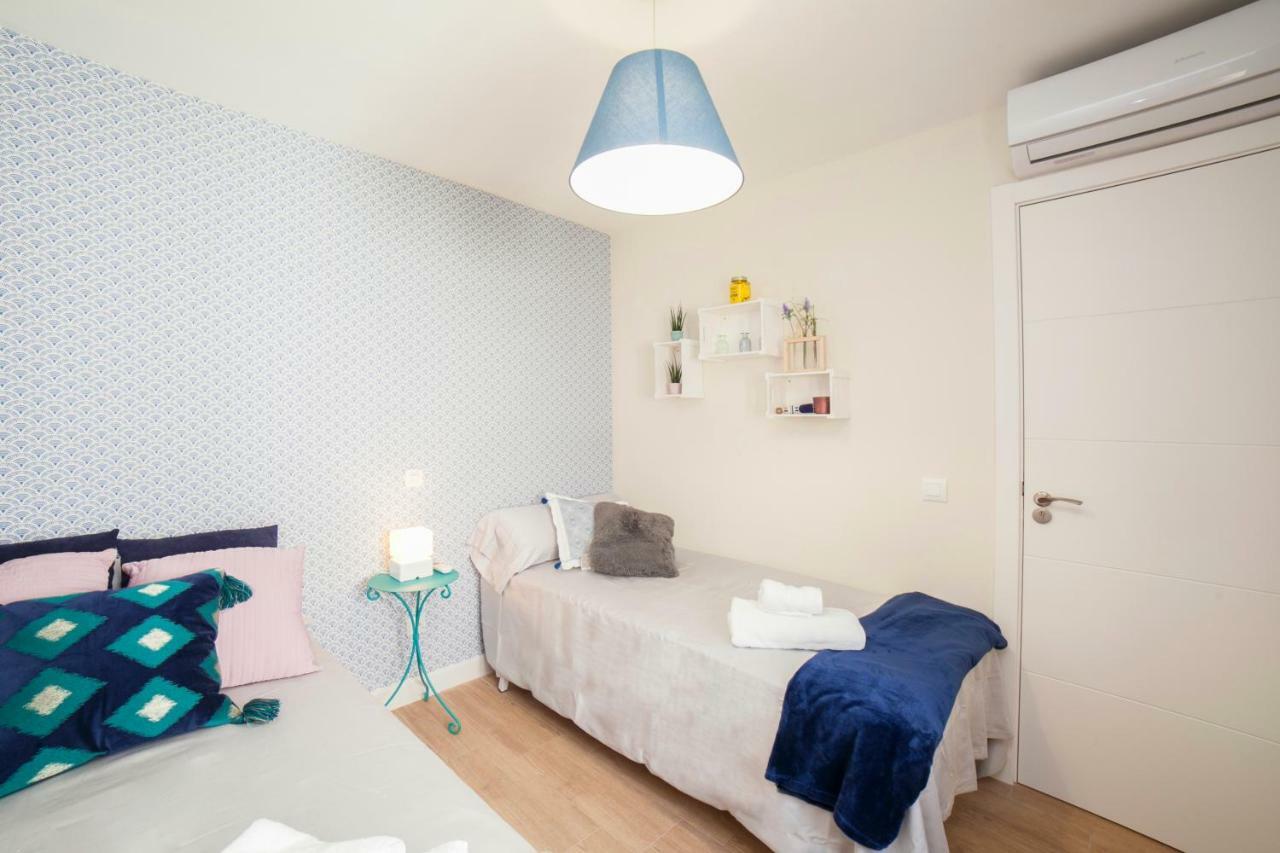 Alohamundi Pureza Apartment Севиля Екстериор снимка